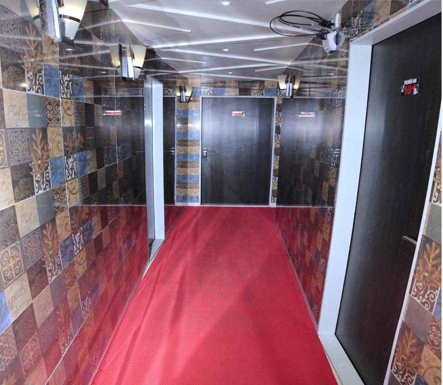 Premier Inn Mumbai Dış mekan fotoğraf