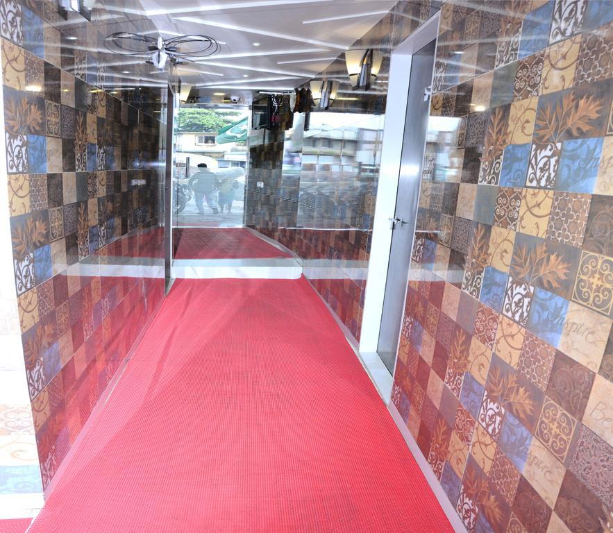 Premier Inn Mumbai Dış mekan fotoğraf